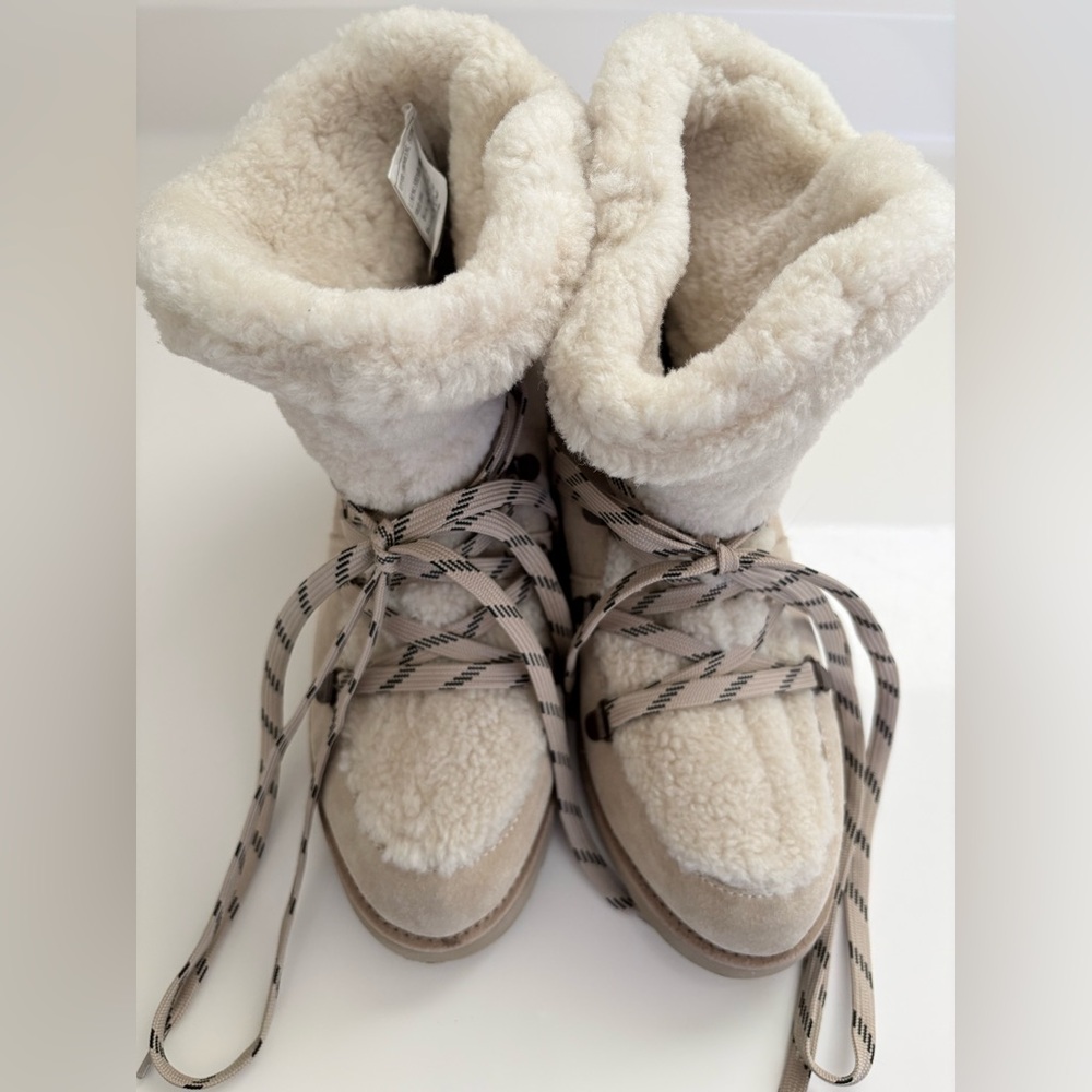 Australia Luxe Collective Jaden Cream Suede boots shearling lining size 6